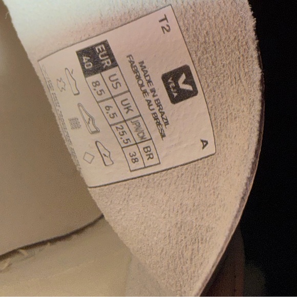 MARNI x VEJA " Graffiti " Printed Low-Top 100% Calf Leather Sneakers - Picture 7 of 7